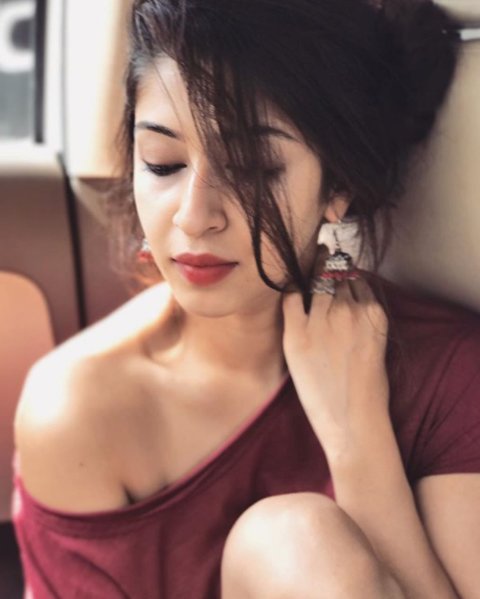 sonarika bhadoria posing for a picture