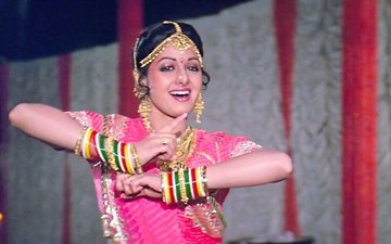 अलविदा श्रीदेवी: ये हैं बॉलीवुड की पहली महिला सुपरस्टार के 5 बेस्ट गाने