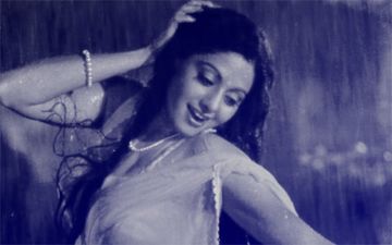 Sridevi Birthday Special: बॉलीवुड की 'चांदनी' के ये 5 गाने आज भी लोगों को दीवाना बना देते हैं