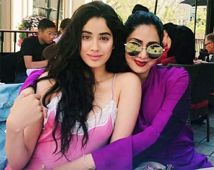 sridevi with daughter jhanvi kapoor