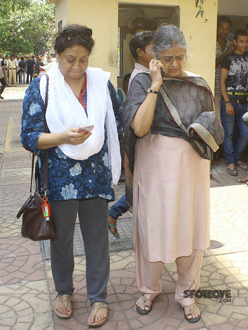 sulabha arya attend reema lagoos funeral