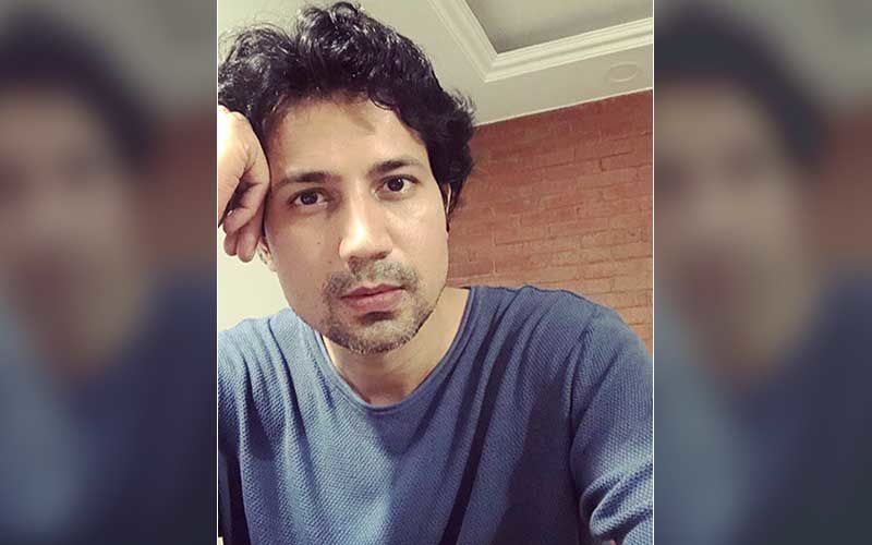 Sumeet Vyas Takes A Break From Baby Ved's Nappy Duties And Chills With A Chilled Beer – PIC Inside