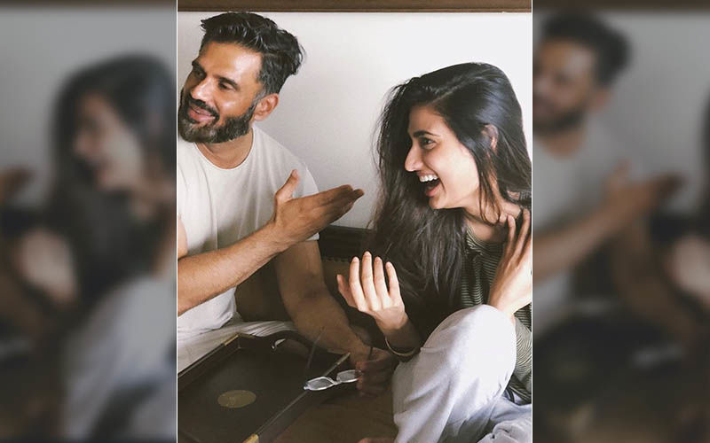 Gopi Kishan Completes 25 Years: Suneil Shetty Reveals His Daughter Athiya Shetty Stills Says ‘Mere Do Do Baap’