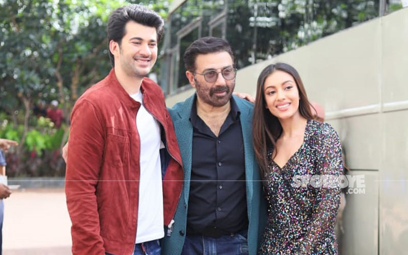 Sunny Deol Arrives With Son Karan Deol and Sahher Bambba On Sets Of Dance India Dance 7