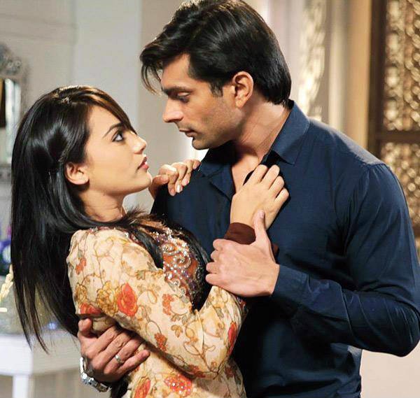 surbhi jyoti and karan singh grover in qubool hai