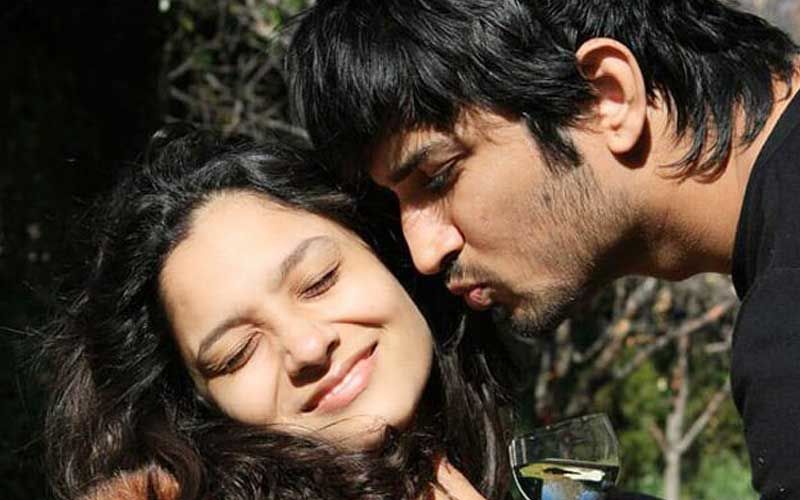 Sushant Singh Rajput’s Throwback Picture With Former Girlfriend Ankita Lokhande And Her Mother Will Take You To Their Good Old Days