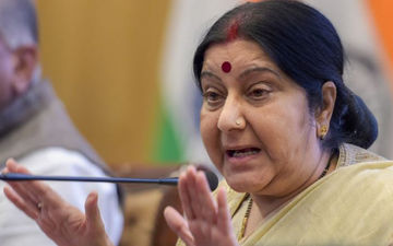 Pulwama Terror Attack: AICWA Requests Sushma Swaraj To Cancel Visa And Deport Pakistani Artistes