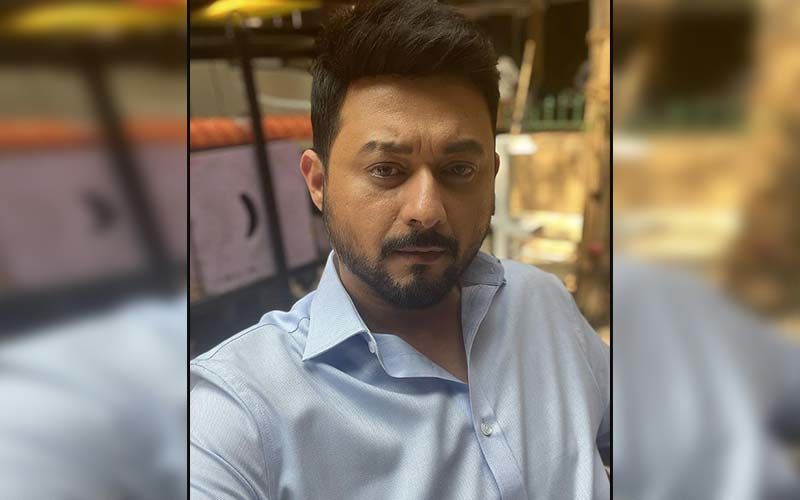 Samantar 2: Swwapnil Joshi Gives A Sneek Peek In The Making OF Your Favorite Web Series