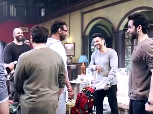 team golmaal again on the sets of the film