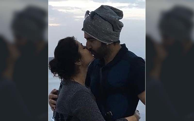 Actor Jeet Celebrates Wedding Anniversary With Mohna Ratlani, Shares A Beautiful Pic On Instagram