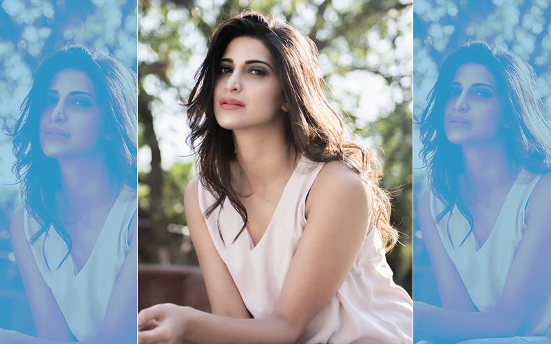"I Was On The Verge Of Committing Suicide," Reveals Lipstick Under My Burkha Actress Aahana Kumra