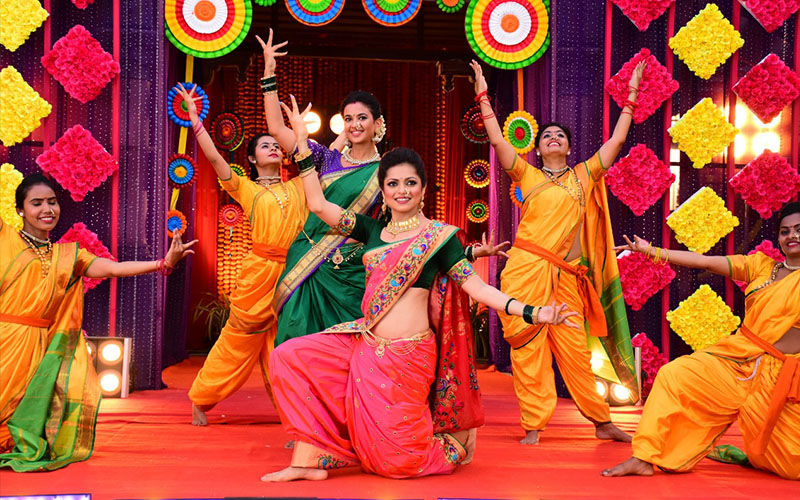 Drashti Dhami Packs In A Sizzling Dance Act As Marathi Mulgi On Gathbandhan’s Special Gudi Padwa Episode