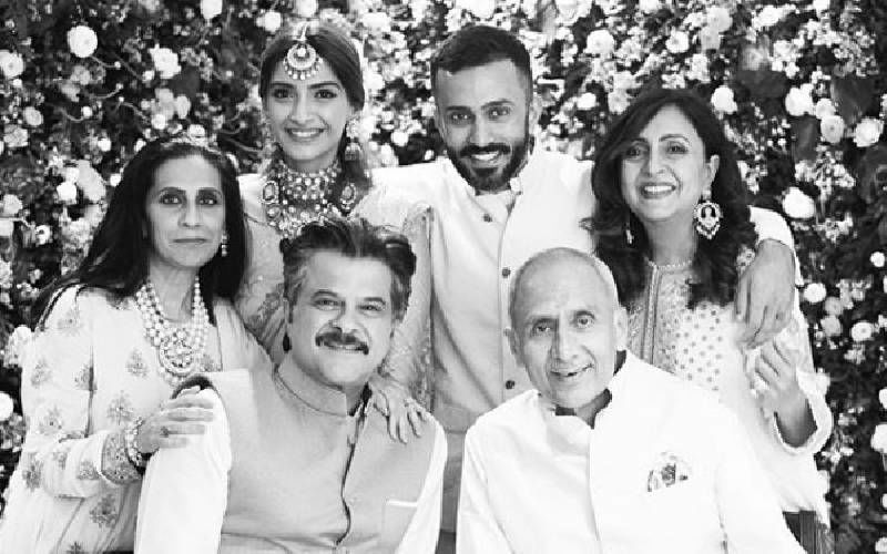 Sonam Kapoor Shares A Family Picture From Her Phenomenal Wedding With Anand Ahuja On Anniversary; Thanks Parents For Inspiration