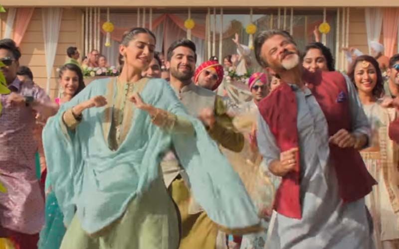 Ek Ladki Ko Dekha Toh Aisa Laga Song Ishq Mitha: Sonam-Anil Kapoor Are Sheer Magic In This Wedding Number