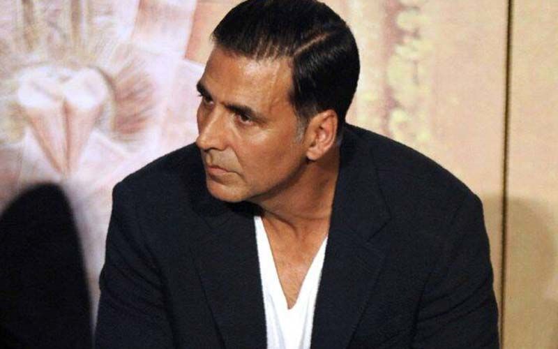 Akshay Kumar Tells Reporter, "Chaliye Beta" As Actor Dodges Question On Not Voting; Video Goes Viral