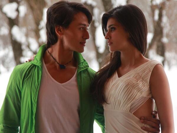 tiger shroff and kriti sanon in a still form heropanti