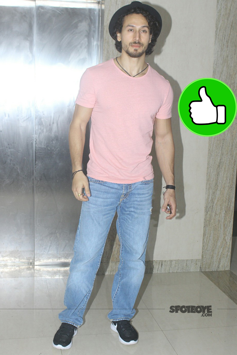 tiger shroff at munna michael special screening