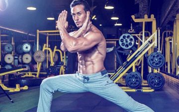 टाइगर श्रॉफ इस नेशनल अवॉर्ड विनर डायरेक्टर के साथ काम करने के लिए है बेचैन