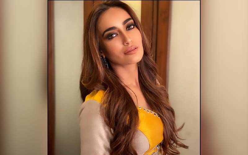 Naagin 5 Star Surbhi Jyoti's Traditional Look For Diwali 2020 Still Has The Internet In A Tizzy