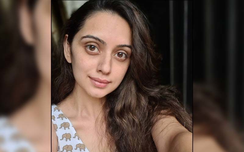 Shruti Marathe Is Sensuousness Personified In Her Latest Photoshoot