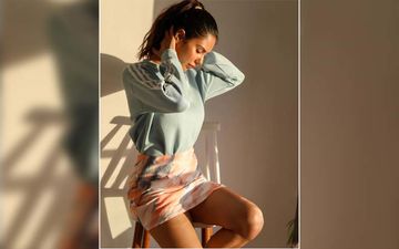 Sonam Bajwa Looks Radiant In Her Sun Kissed Picture