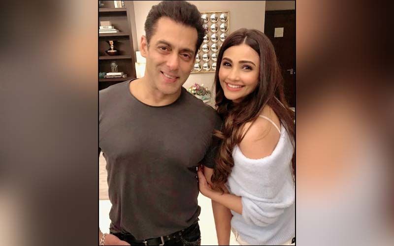 Happy Birthday Daisy Shah: Actress' Most Stunning Clicks With Her Mentor And Friend Salman Khan