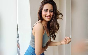 Sargun Mehta Pens Down Emotional Message For Neeru Bajwa