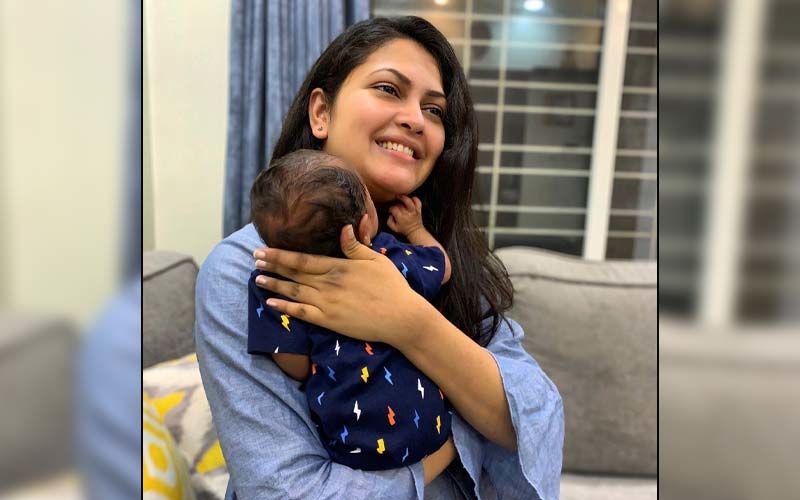 Marathi Singer Priyanka Barve Celebrates Motherhood As Her Little One Turns One Month Old