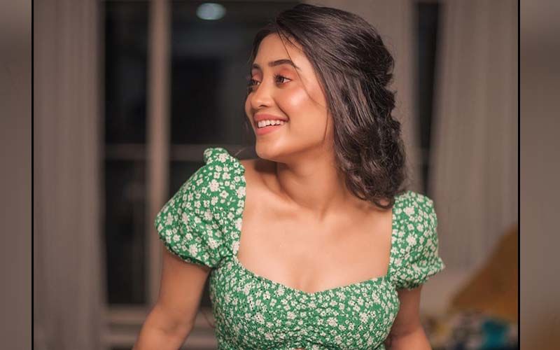 Yeh Rishta Kya Kehlata Hai Star Shivangi Joshi's Love For Whites Is Evident In These Beautiful Pictures; The Actress Looks Like A Dream