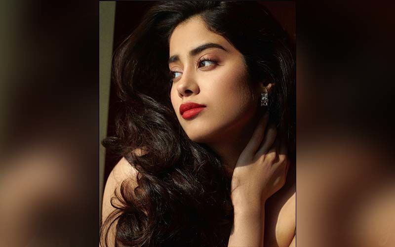 Janhvi Kapoor Birthday Special: Thanks To Her Latest Pics Here's Looking At The Times When Roohi Actress Totally Stunned Us In Sarees