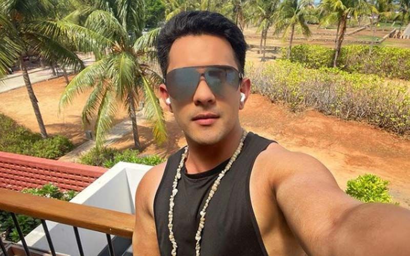 Indian Idol 12 Host Aditya Narayan Turns 34: Singer Recalls His 4th Birthday When He Downed Music Composer Laxmikant's Champagne Glass Accidentally!