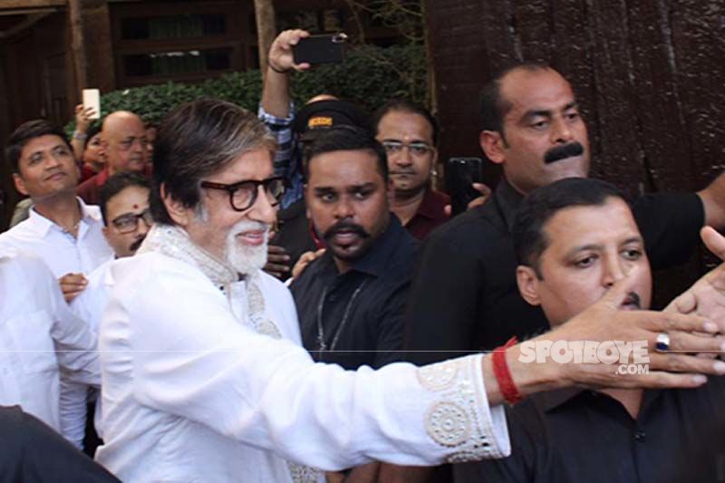 Birthday Boy Amitabh Bachchan Greets An Ocean Of Fans Gathered Outside His Residence