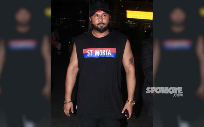 Yo Yo Honey Singh Piles On The Pounds, Looks Unrecognisable In These Airport Pictures