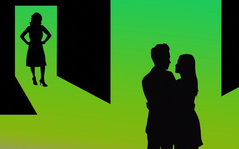 TV Stars Get Close, Actor’s Wife Turns Up On-Set To Spy On Him