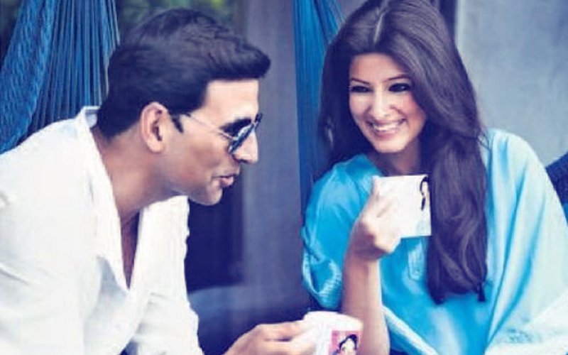 Twinkle Khanna Introduces Her New Bae, Annoys Husband Akshay Kumar