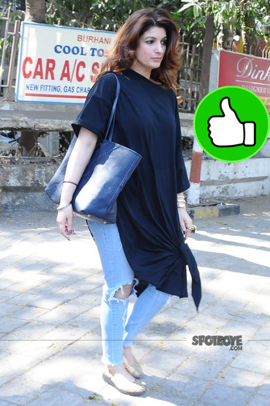 twinkle khanna spotted at the spa