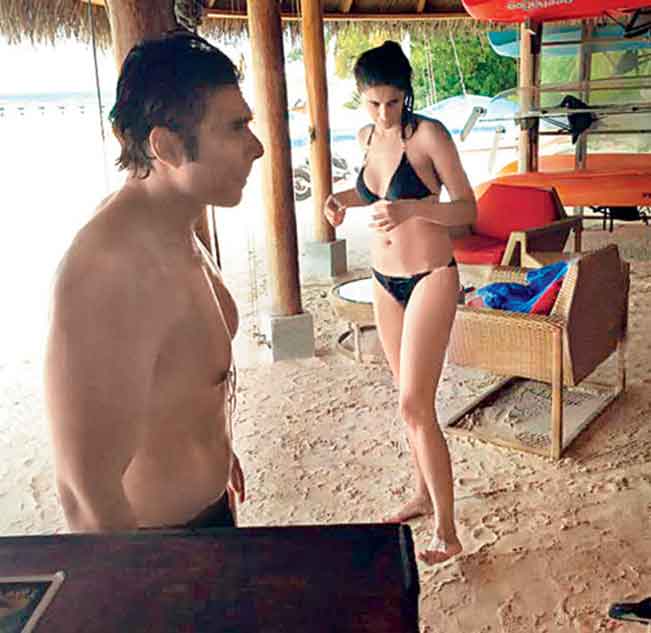 uday chopra with nargis fakhri at the beach