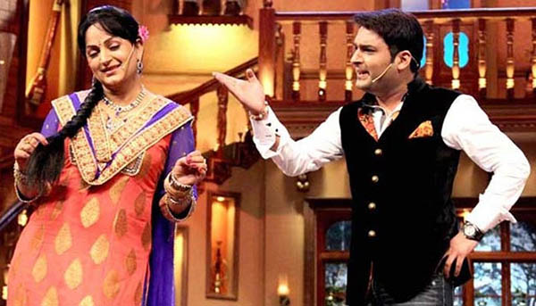 upasna singh and kapil sharma in a still from comedy nights with kapil