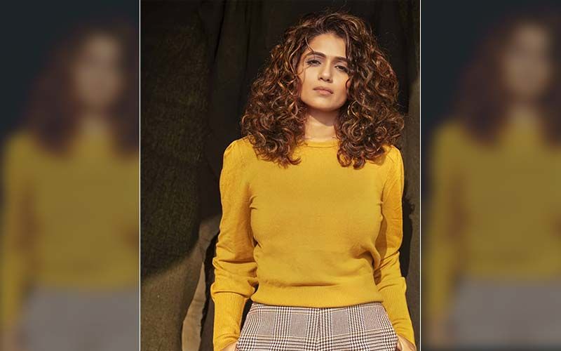 Urmilla Kothare Sizzles In A Yellow Top- Actress Shares Pictures On Her Instagram