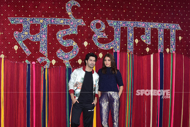 varun dhawan and anushka sharma at the launch of sui dhaga trailer