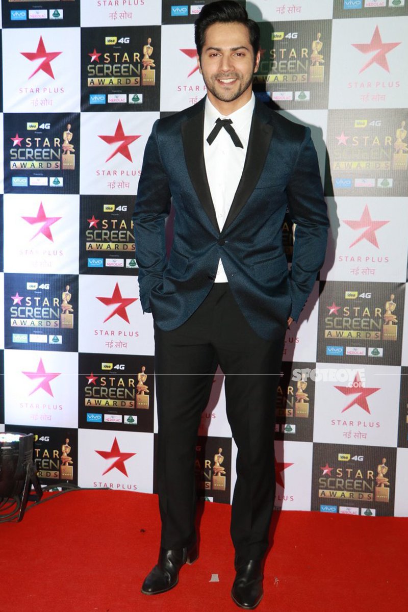 varun dhawan at star screen awards