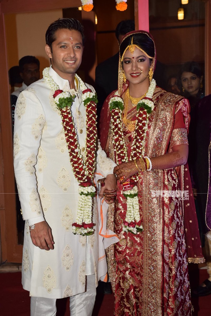 vatsal seth and ishita dutta marriage pics at iskon juhu