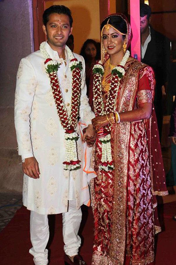 vatsal seth and ishita dutta wedding image
