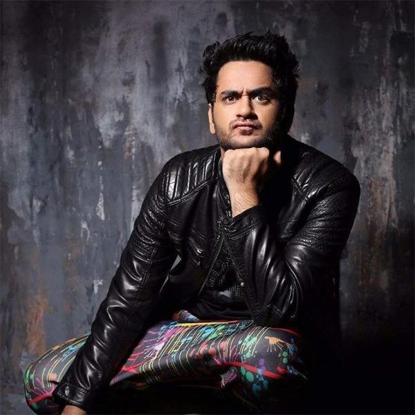 vikas gupta