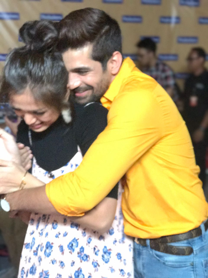 vishal singh and inijedar share a cute moment