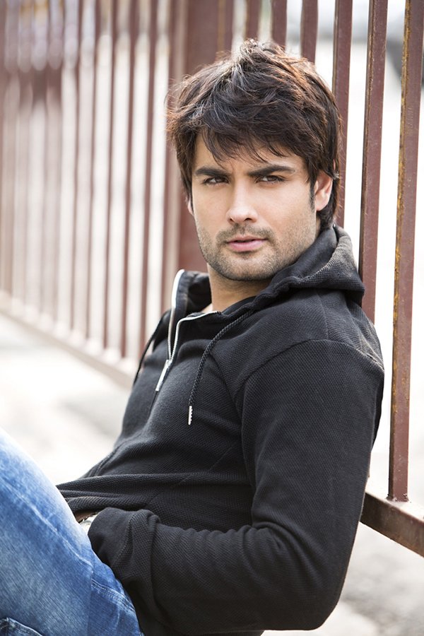 vivian dsena