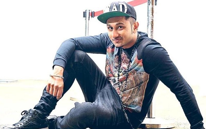 After Making A Public Appearance, Yo Yo Honey Singh Now Announces His COMEBACK To Bollywood
