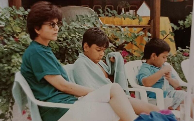 Zeenat Aman Recalls An Embarrassing Moment With Younger Son Zahaan During Their Trip To Mauritius; Actress Says, ‘I Was Horrified, But Zahaan Was Beaming’